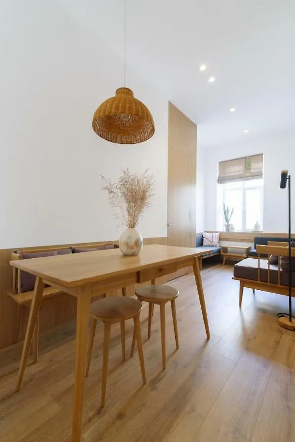 Sunrise Apartment Lviv 0*,