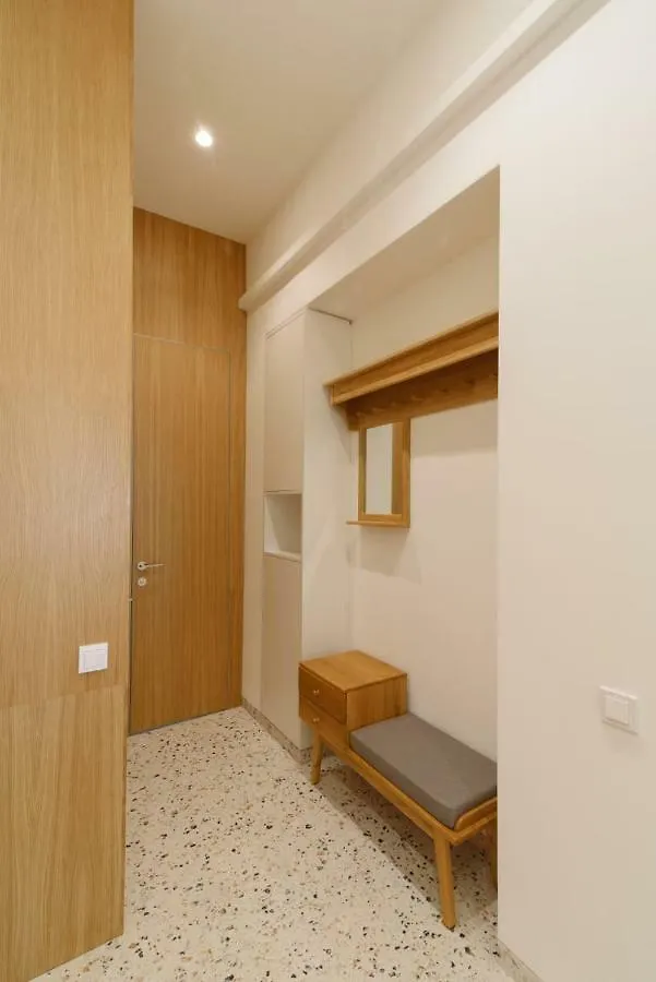 Sunrise Apartment Lviv 0*,